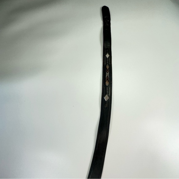 Black Leather Belt with Intricate Silver Buckle - Picture 8 of 10